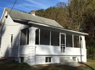 9855 Mackall Rd, Saint Leonard, MD 20685