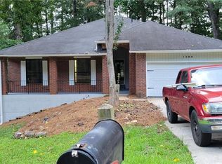 1300 Teaberry Cir, Lawrenceville, GA 30044