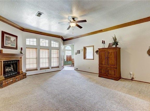 5th image of 3125 SW 124th St