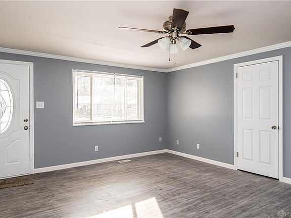 4th image of 208 Zimmerman St