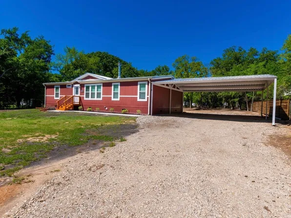 210 Grubbs Ln, Mabank, TX 75156