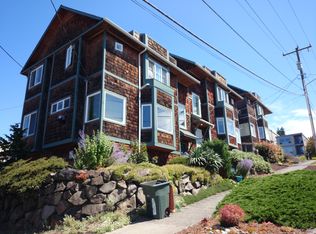 4506 SW Alaska St, Seattle, WA 98116