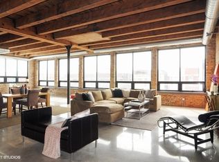 2614 W North Ave, Chicago, IL 60647