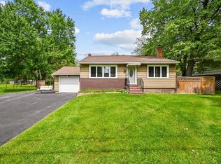 12 Lori St, Poughkeepsie, NY 12603