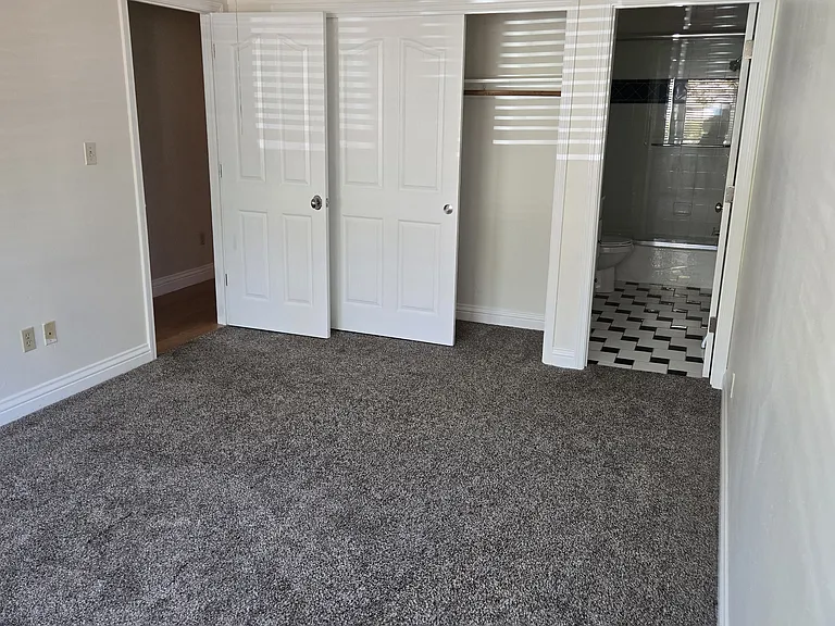 1428 Park Ave — Photo 17
