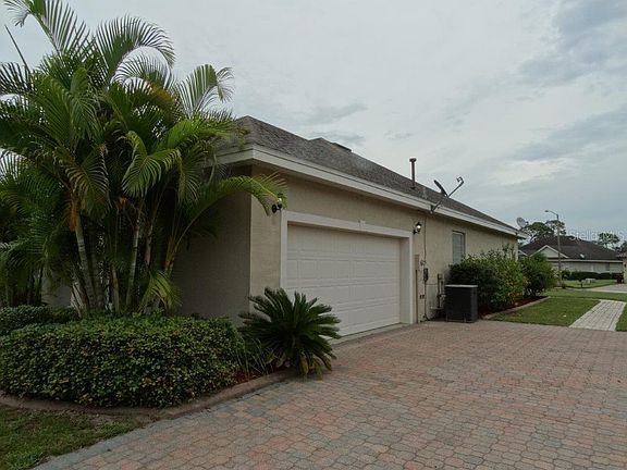 3rd image of 4029 Palma Ceia Cir