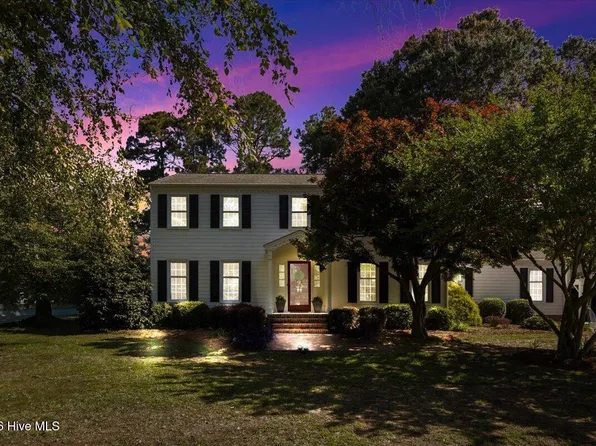 206 Ramblewood Drive, Mount Olive, NC 28365
