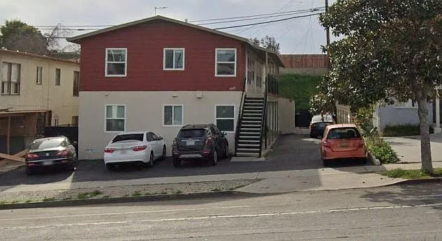 1 bed, 600 sqft, $2,120 — Photo 2