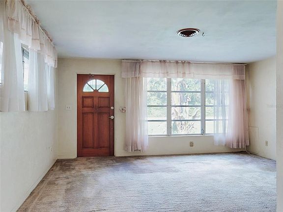 5th image of 1307 TURNBULL STREET