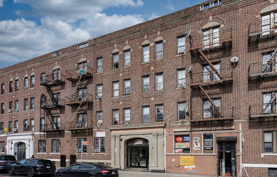 1st image of 14617 Hillside Ave APT 12A