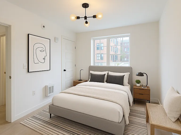 240 Mack Ave — Photo 15
