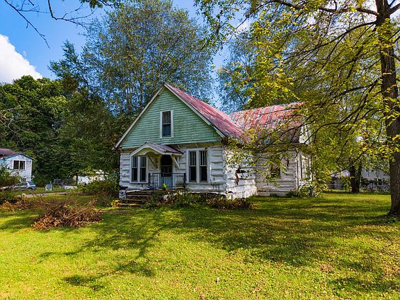 2nd image of 26 Elm Ln
