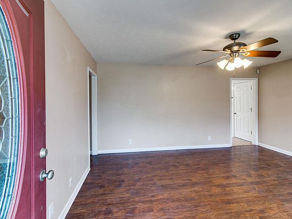4th image of 2569 Centerstone Cir