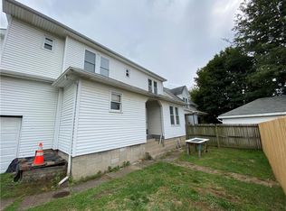 414 Golf Ave, Ellwood City, PA 16117