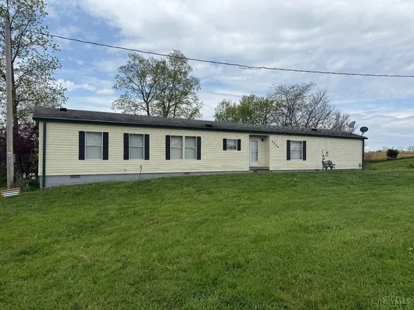9046 Whitcomb Rd, Brookville, IN 47012