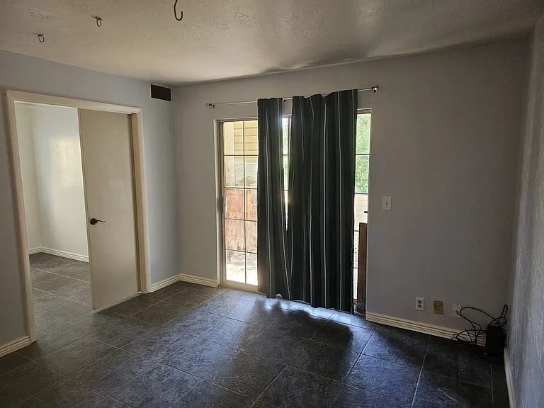 1199 E Waterside Cv #12 — Photo 3