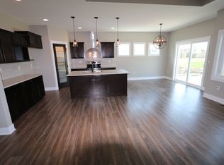 3426 4th Ave SE, Altoona, IA 50009