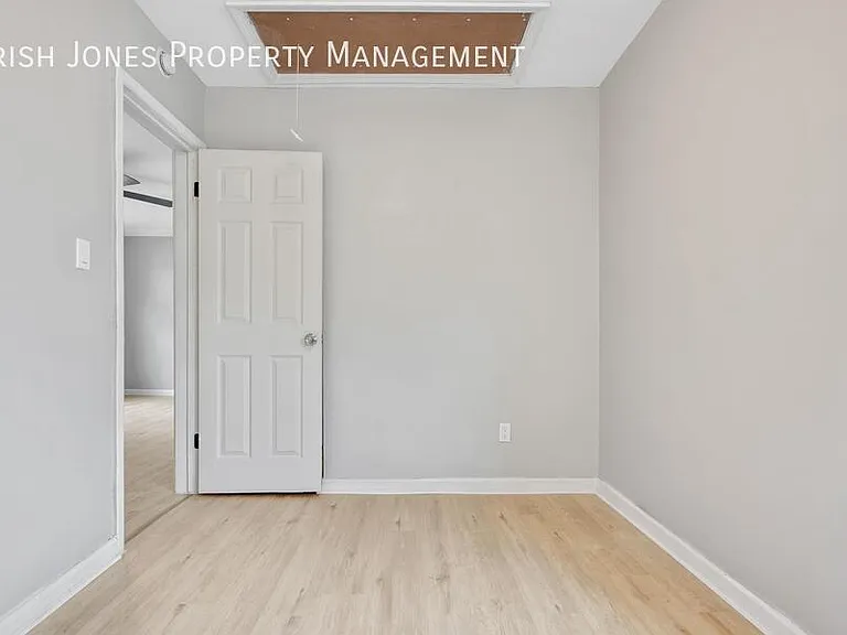 98 Edson St #3 — Photo 11