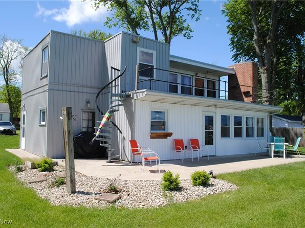 7467 E Harbor Rd, Lakeside Marblehead, OH 43440