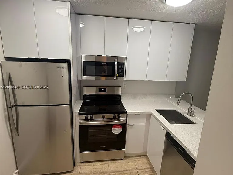 496 NW 165th Street Rd #D210 — Photo 7