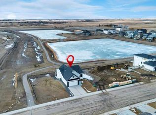 163 SE Lakewood Cir, Strathmore, AB T1P0G9