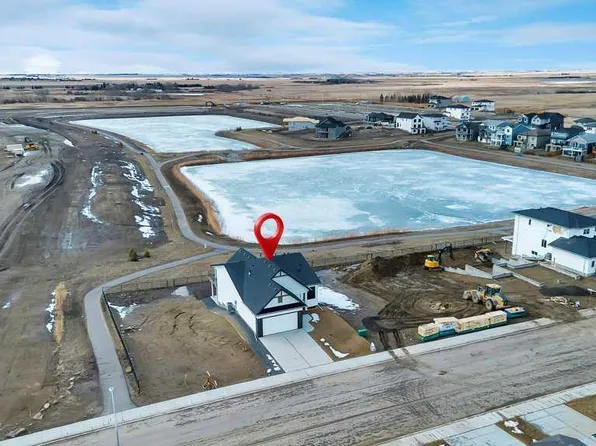 163 SE Lakewood Cir, Strathmore, AB T1P 0G9