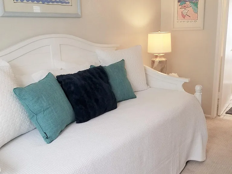 33901 Copper Lantern St #U — Photo 11