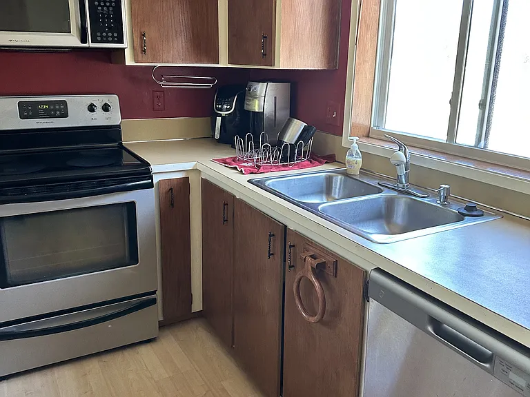 291 W Sun Valley Rd #4 — Photo 10