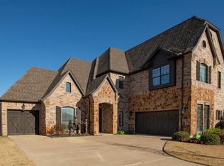 104 McKinley Dr, Burleson, TX 76028