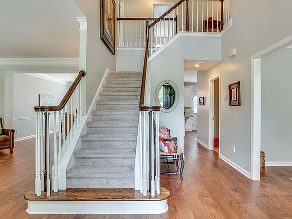 3rd image of 505 Antebellum Ct