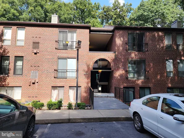 605 Hudson Ave APT 322, Takoma Park, MD 20912