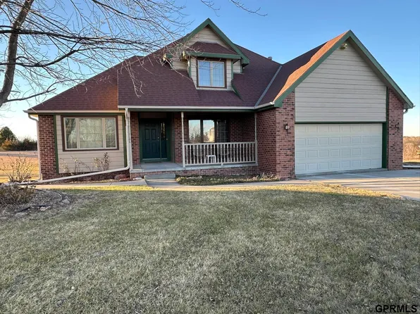 15551 Bobwhite Trl, Crete, NE 68333