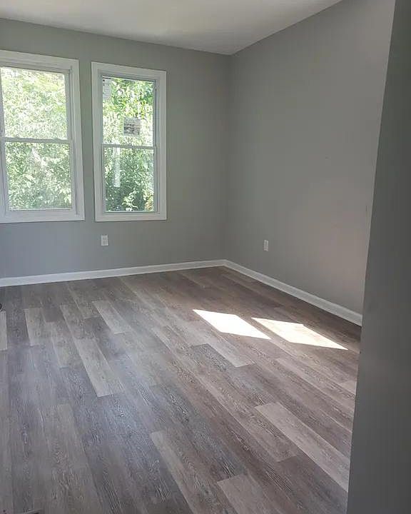 2nd image of 116 Ellis Ave #2B