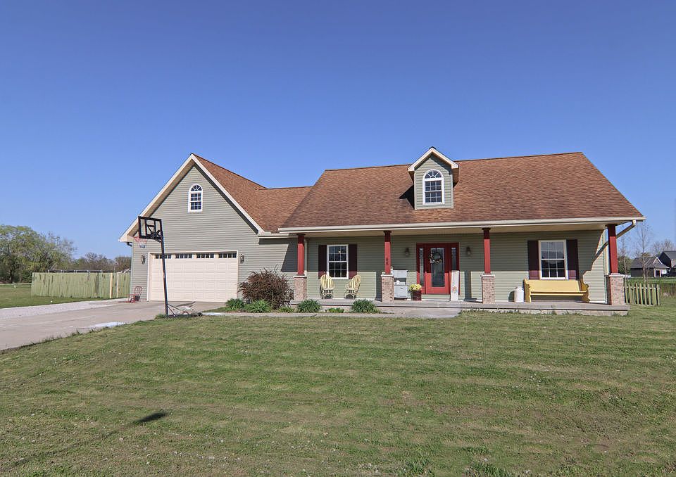 48 Nightingale Cir, Camargo, IL 61919 MLS 12030406 Zillow