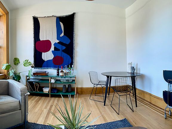3rd image of 813 Saint Nicholas Ave #2F