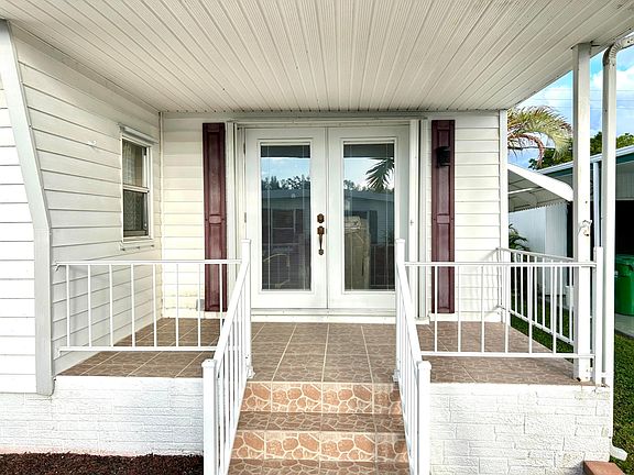 4th image of 1401 S 33 Road