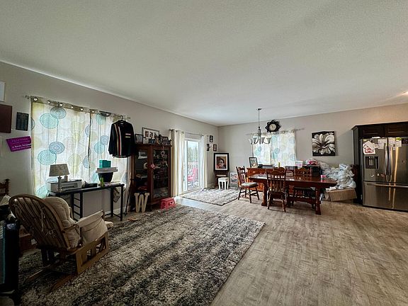 4th image of 2008 Whiting Rd NW Unit 6