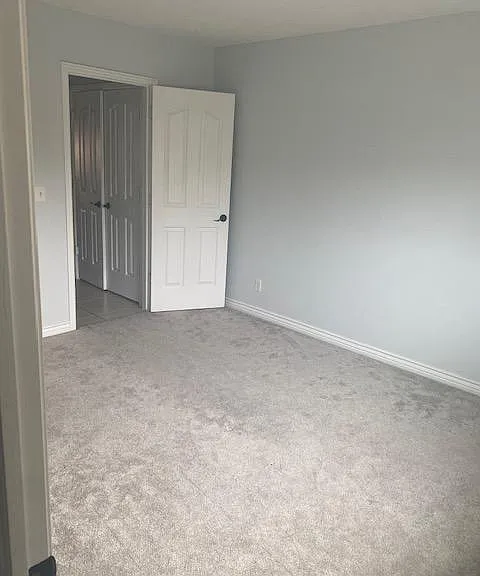 860 E Sego Ave — Photo 11