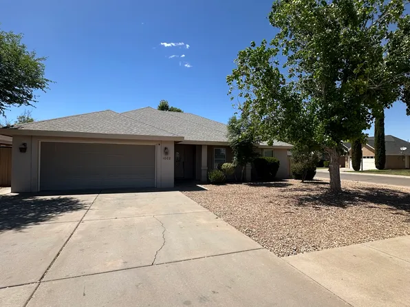 1002 S 14th St, Artesia, NM 88210