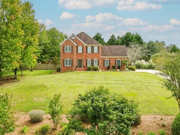 5613 Tranquility Dr, Braselton, GA 30517