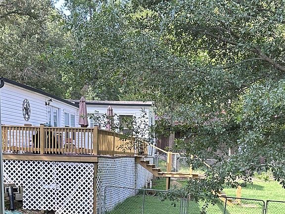 3rd image of 1586 County Road 2270