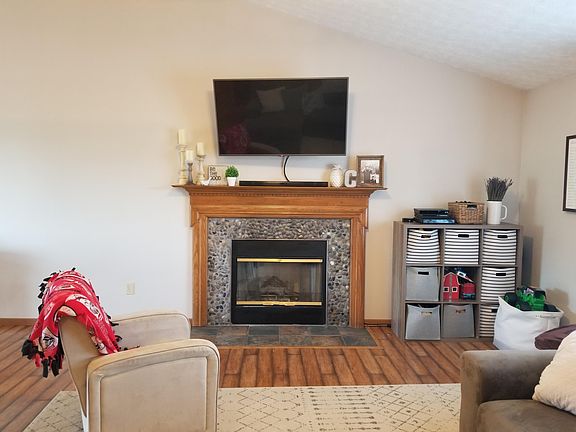 5th image of 2711 Cross Creek Ave