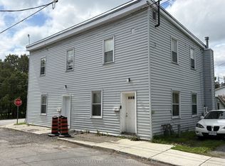 19 & 21 Rock Ln E, Arnprior, ON K7S 2C3