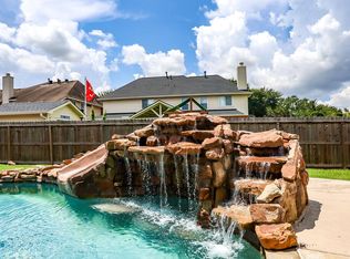 4302 Tree Line Dr, Pasadena, TX 77505