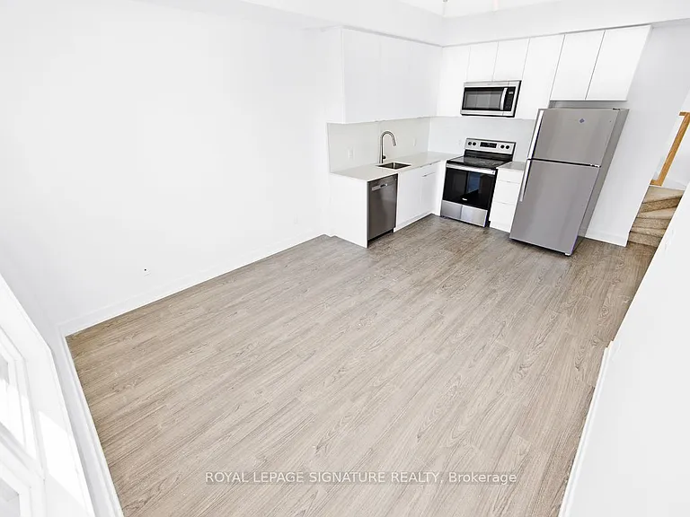 16 Melbourne Ave #308B — Photo 8