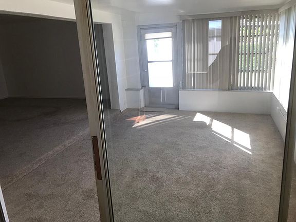 5th image of 11660 68th Ave