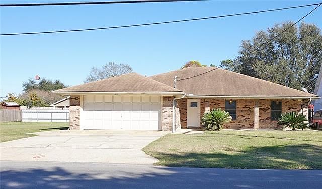 1st image of 308 Camellia Ave