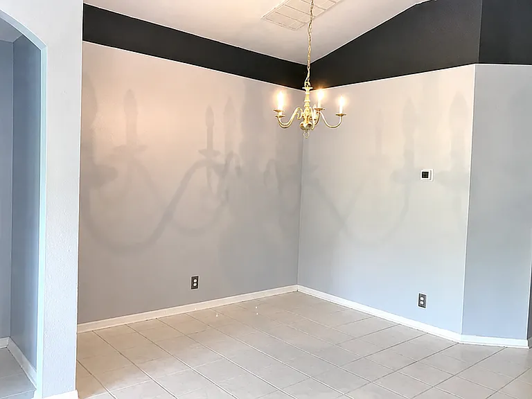 838 Addison Dr NE — Photo 8