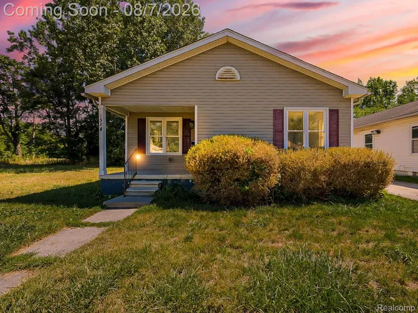 584 Tennessee St, Detroit, MI 48215