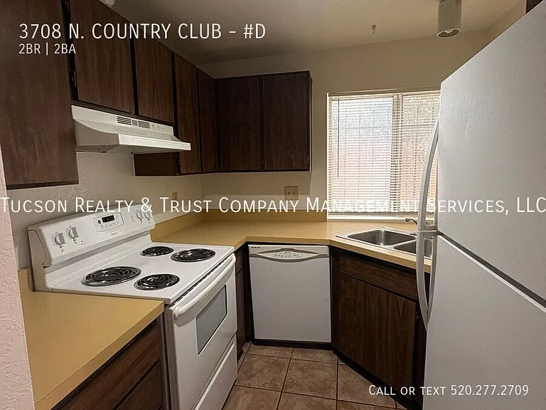 3708 N Country Club Rd #D — Photo 5
